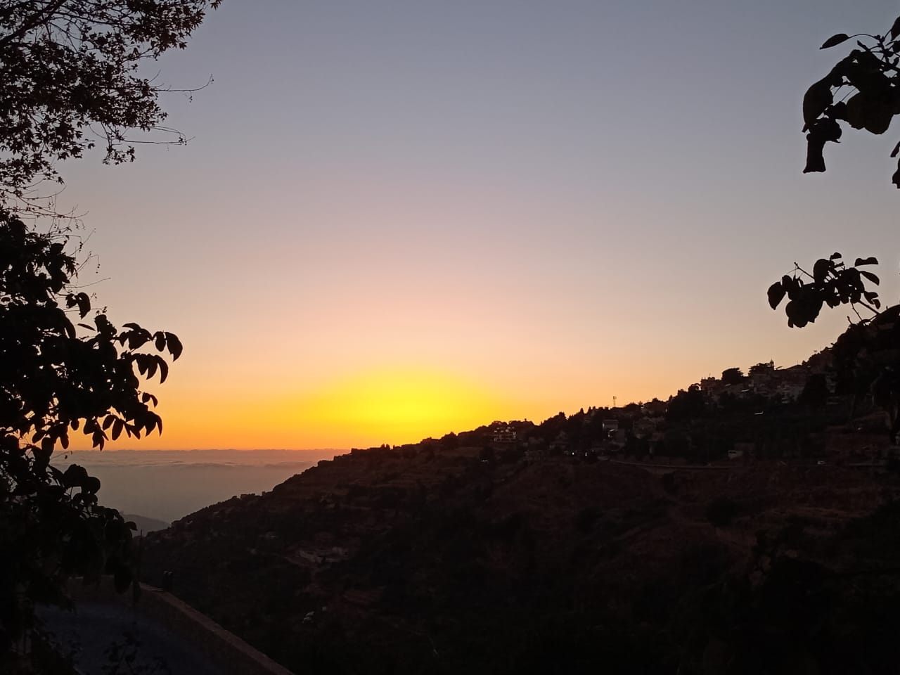 شمس الغروب المبدعة