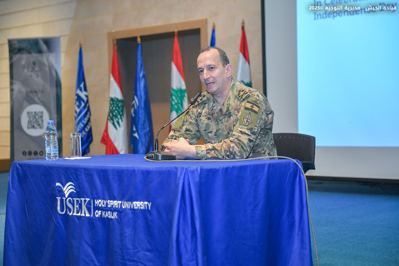 اتصالات لحلّ قضية زيارة هيكل الى واشنطن