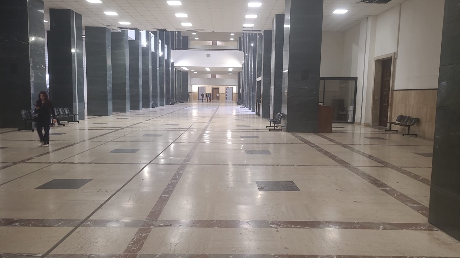 إذا قيُّض لمساعد قضائيّ معتكف  الكلام فهذا ما يقوله