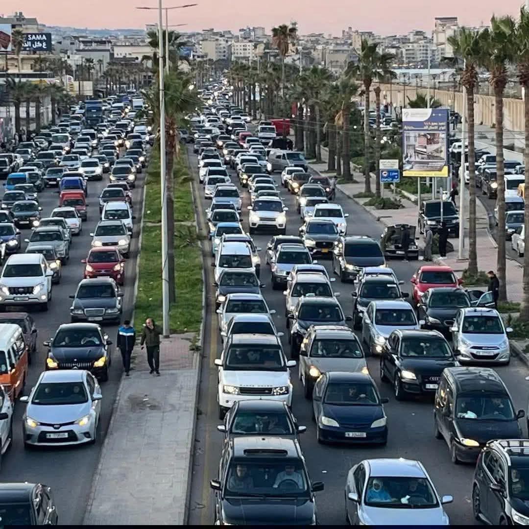 صورة توضيحية للمقال: النزوح تحت القصف والجشع:  قصة فجر دامٍ في الضاحية الجنوبية